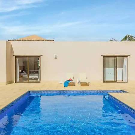 De Suenos Villa *